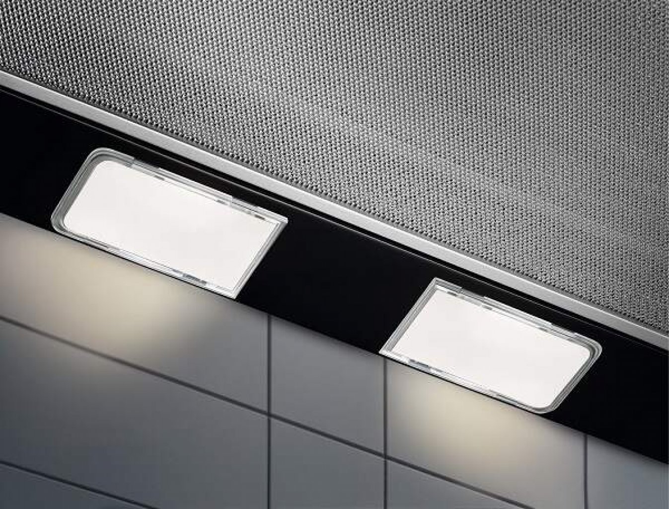 Electrolux LFP326FB Odsávač pár