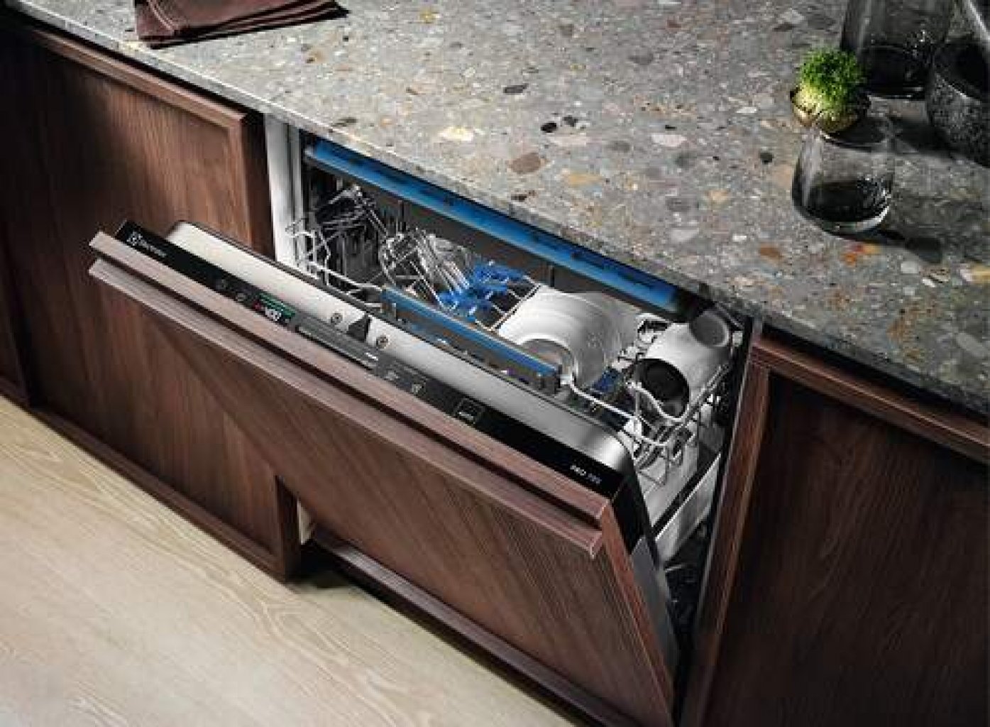 Electrolux EEM43201L Umývačka